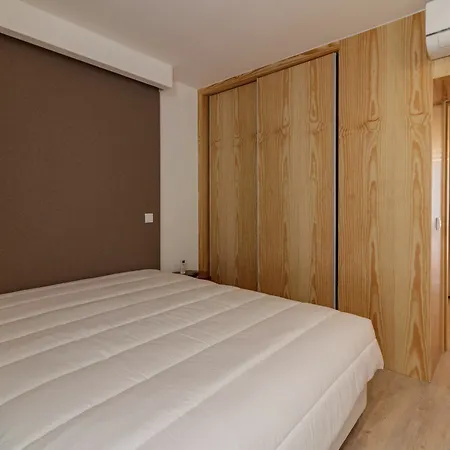 Youropo - Ribeira Gaia