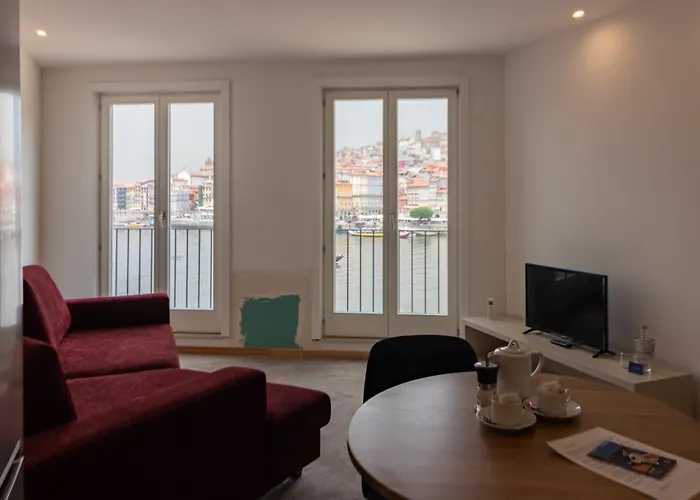 Youropo - Ribeira Gaia