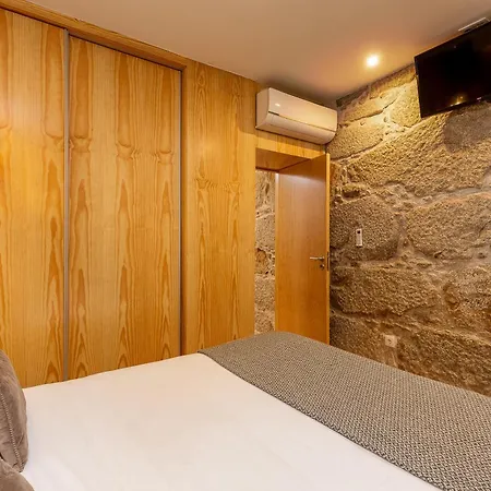Youropo - Ribeira Gaia Daire