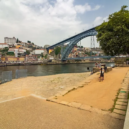 Апартаменты Youropo - Ribeira Gaia Вила-Нова-ди-Гая