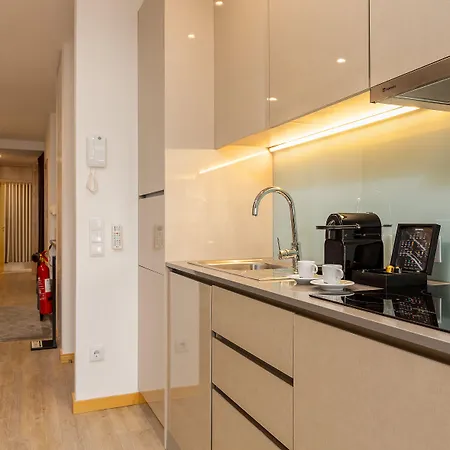 Youropo - Ribeira Gaia * Vila Nova de Gaia