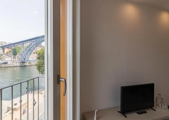 Youropo - Ribeira Gaia Apartament *